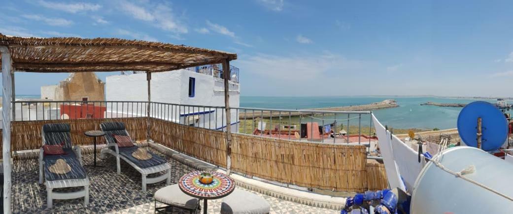 Art Riad Au Bord De La Mer Эль-Джадида Экстерьер фото